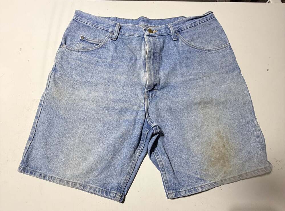 Wrangler Five Star Premium Denim Light Wash Shorts Size 36